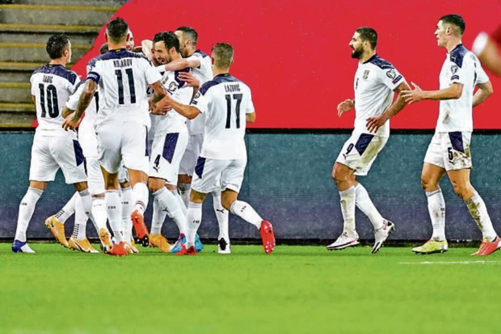 UTAKMICA DECENIJE Fudbaleri Srbije večeras protiv Škotske za odlazak na EURO