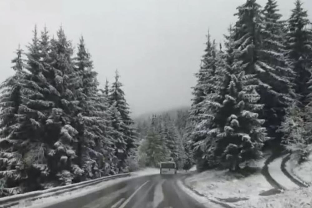 DO KRAJA OKTOBRA VREME KO NA TOBOGANU: Zabeleli se Zlatibor i Tara, novi sneg za vikend