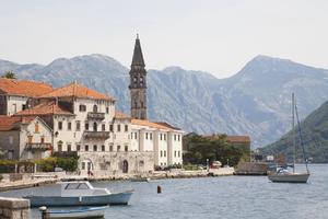 KRIVOKAPIĆ PORUČIO TURISTIMA: Dobrodošli na crnogorsko primorje! Crna Gora se naredne sedmice otvara za sve turiste