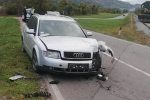 UKLETI PRUŽNI PRELAZ: Nova saobraćajna nesreća kod Loznice! Lokomotiva udarila audi (FOTO)