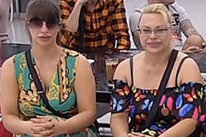 MALI ŽELJKO BORAVI U HAOSU: Pogledajte kako izgleda apartman Miljane i Marije Kulić, sve RAZBACANO, igla ne može da padne! (VIDEO)