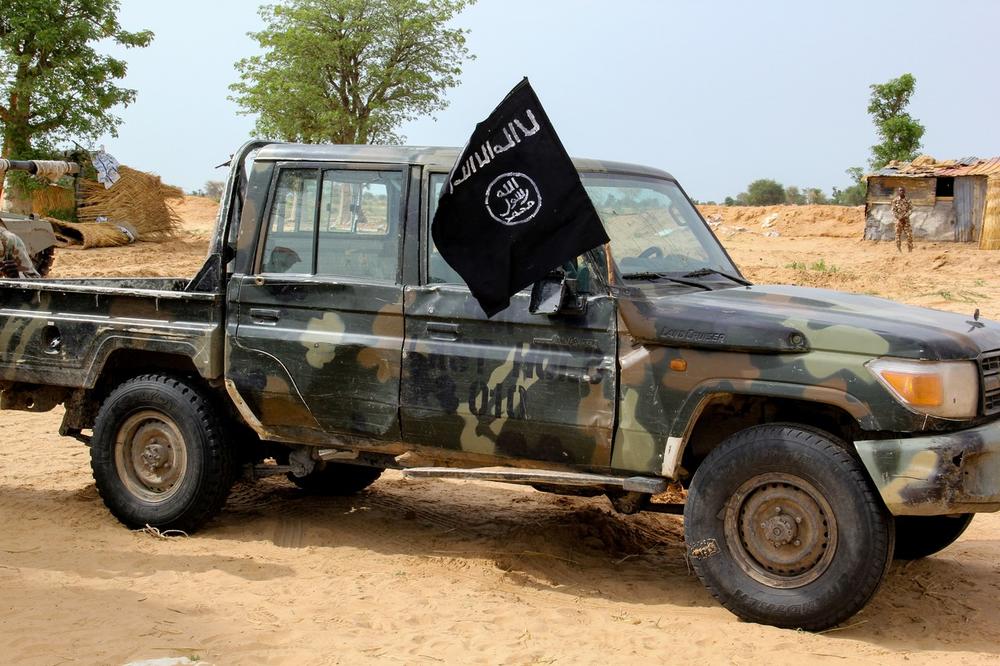 AMERIČKI SPECIJALCI OSLOBODILI KIDNAPOVANOG AMERIKANCA U NIGERIJI: Džihadisti ga oteli na farmi u Nigeru pred porodicom!