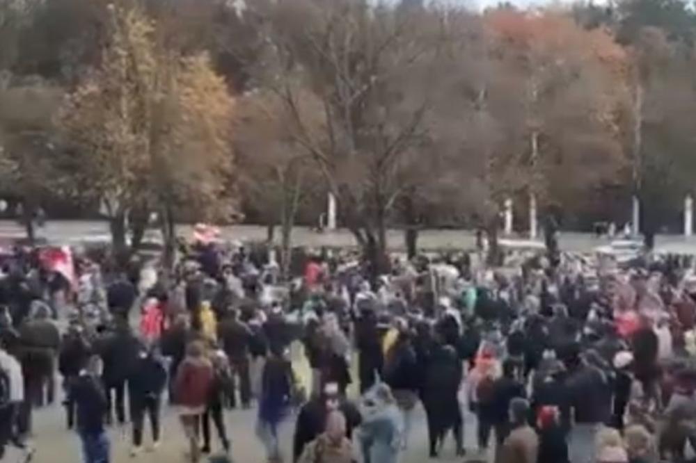 PROTEST OPOZICIJE U MINSKU: Počela hapšenja demonstranata, pojavile se informacije da je policija pucala u vazduh (VIDEO)