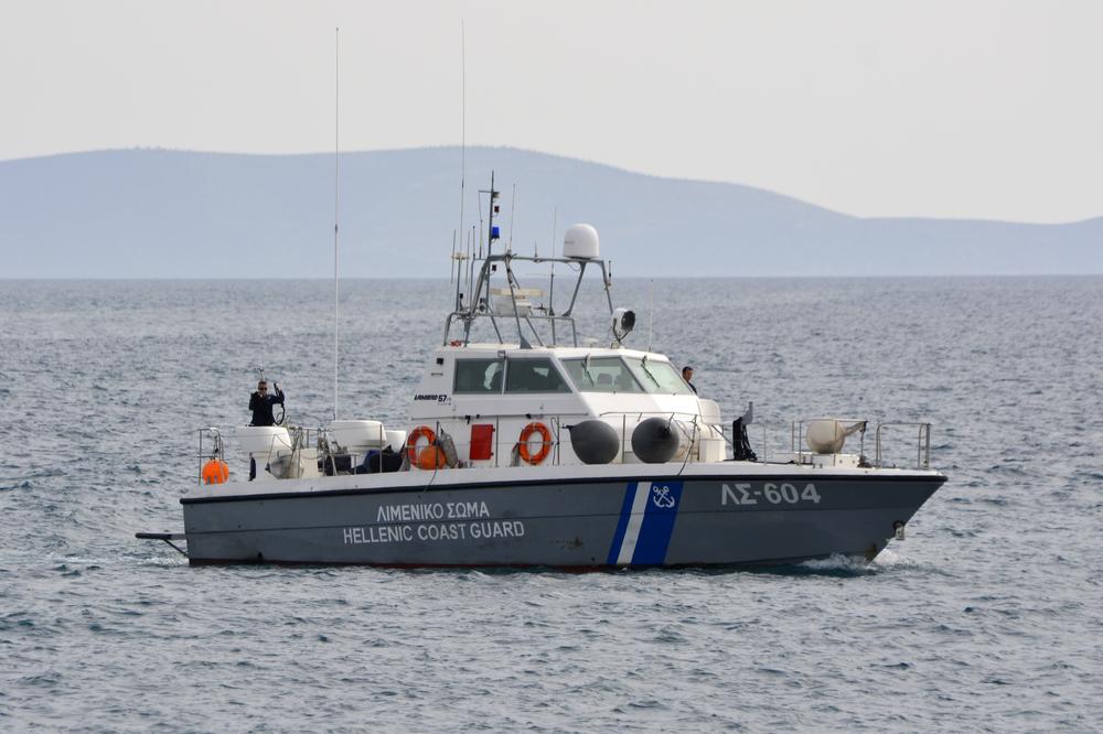 POŽAR NA TURISTIČKOM BRODU U GRČKOJ: Povređena žena! Putnioke spasio ribarski čamac!
