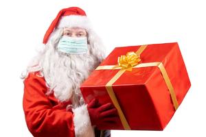 DEČAK (6) PISAO FAJZERU! ŽELI DA SPASI BOŽIĆ: Da li možete da pošaljete vakcine na Severni pol za Deda Mraza i njegove vilenjake