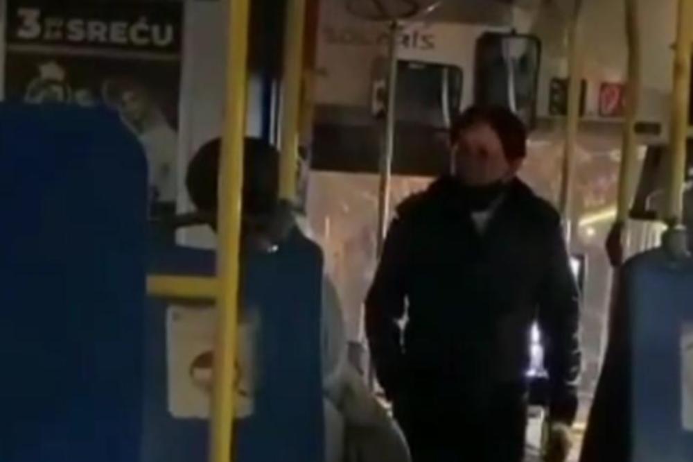 IZLAZI BRE NAPOLJE, PI**A TI MATERINA! Haos u beogradskom autobusu zbog MASKE! Žena i muškarac se umalo POBILI (VIDEO)