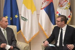 SRDAČAN SUSRET U PREDSEDNIŠTVU: Vučić primio kiparskog ambasadora u oproštajnu posetu (FOTO)