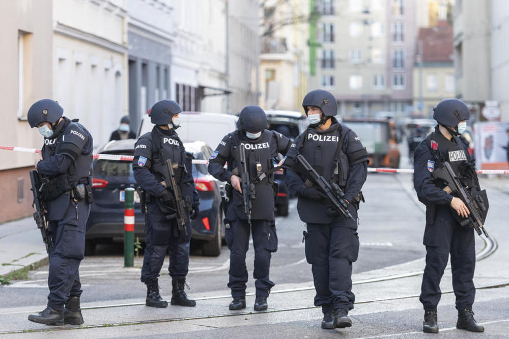 VELIKA AKCIJA POLICIJE: Razbijena narko mreža u Beču, uhapšena 24 Albanca