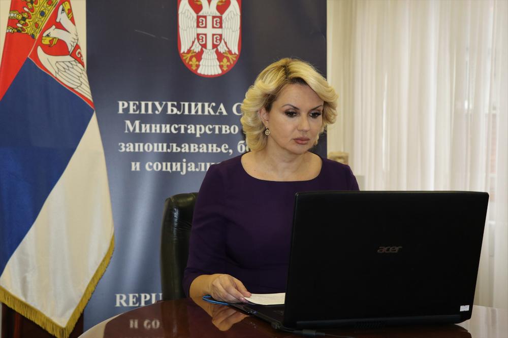 OČEKUJE SE POPUŠTANJE MERA U GERONTOLOŠKIM CENTRIMA Ministarka Kisić: Uskoro će moći da se organizuju posete i na otvorenom