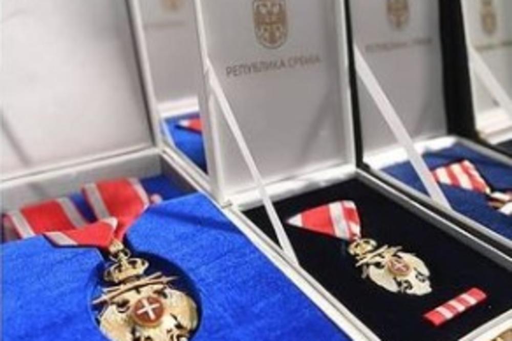 ODLIKOVANJE: Predsednik odlikovao Muzej žrtava genocida Zlatnom medaljom za zasluge