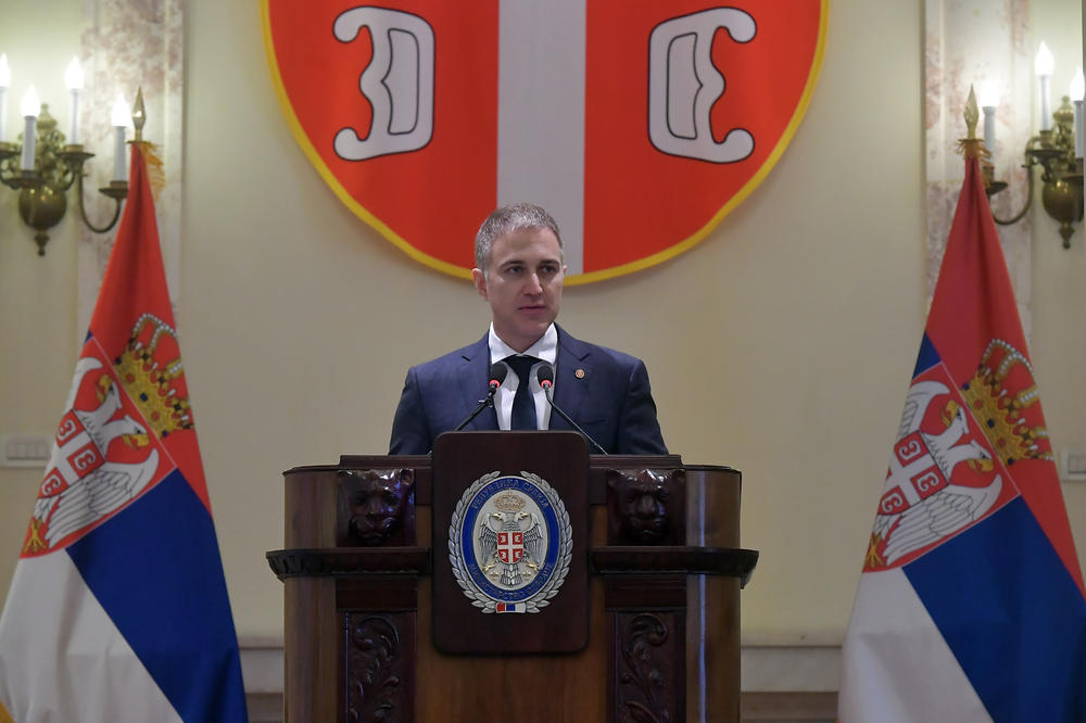 SVEČANO U GENERALŠTABU: Stefanović uručio odlikovanja zaslužnim pripadnicima Ministarstva odbrane i Vojske Srbije