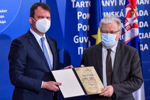 Predsednik Mirović uručio najviša pokrajinska priznanja