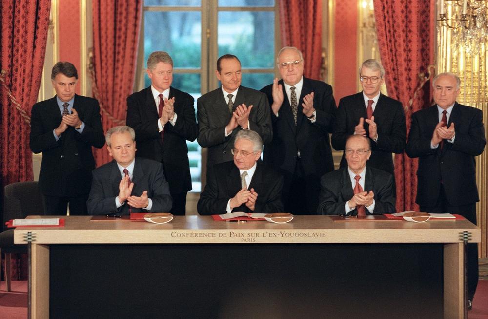 Jelisejska palata, Dejtonski sporazum, Slobodan Milošević, Franjo Tuđman, Alija Izetbegović, Žak Širak, Bil Klinton, Ričard Holbruk