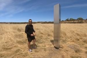 MISTERIJA SE NASTAVLJA! Trampova kula, ostrvo i Sfinga: Na monolitu u Australiji osvanule koordinate OVE tri lokacije FOTO, VIDEO