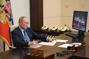 KREMLJ: Putin ne koristi pametni telefon! Lažne informacije o njegovom ličnom životu imaju otiske STRANIH špijunskih službi!
