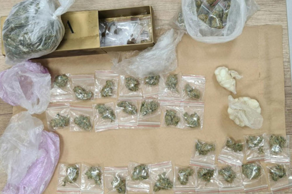 HAPŠENJE NA VOŽDOVCU: Policija zaustavila mladića (19) pa našli više od 100 paketića različitih droga