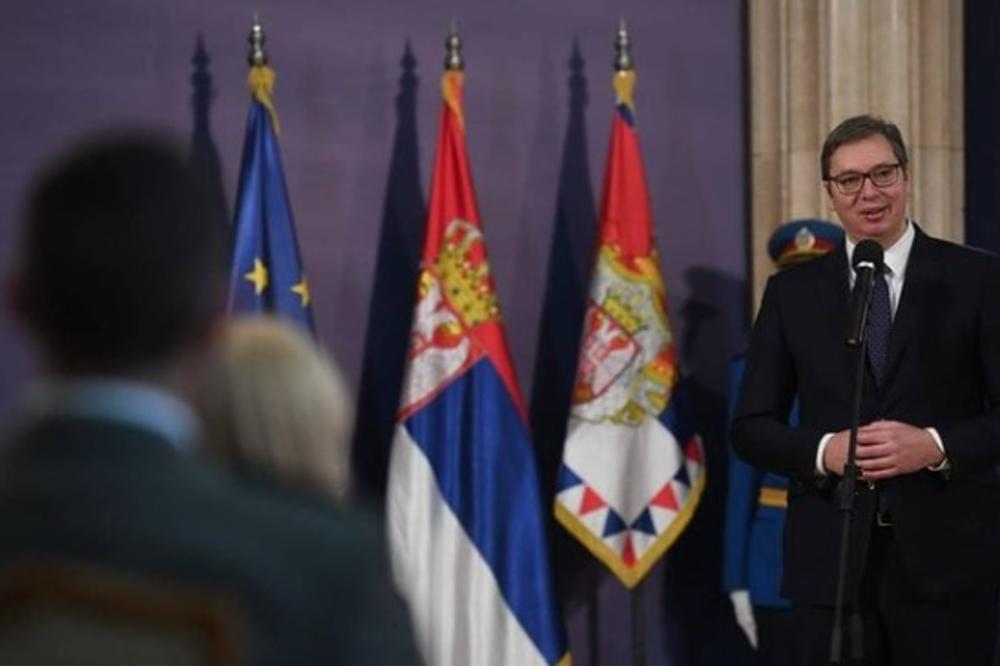 PREDSEDNIK VUČIĆ NAJAVIO: Nova ulaganja u Vojsku Srbije