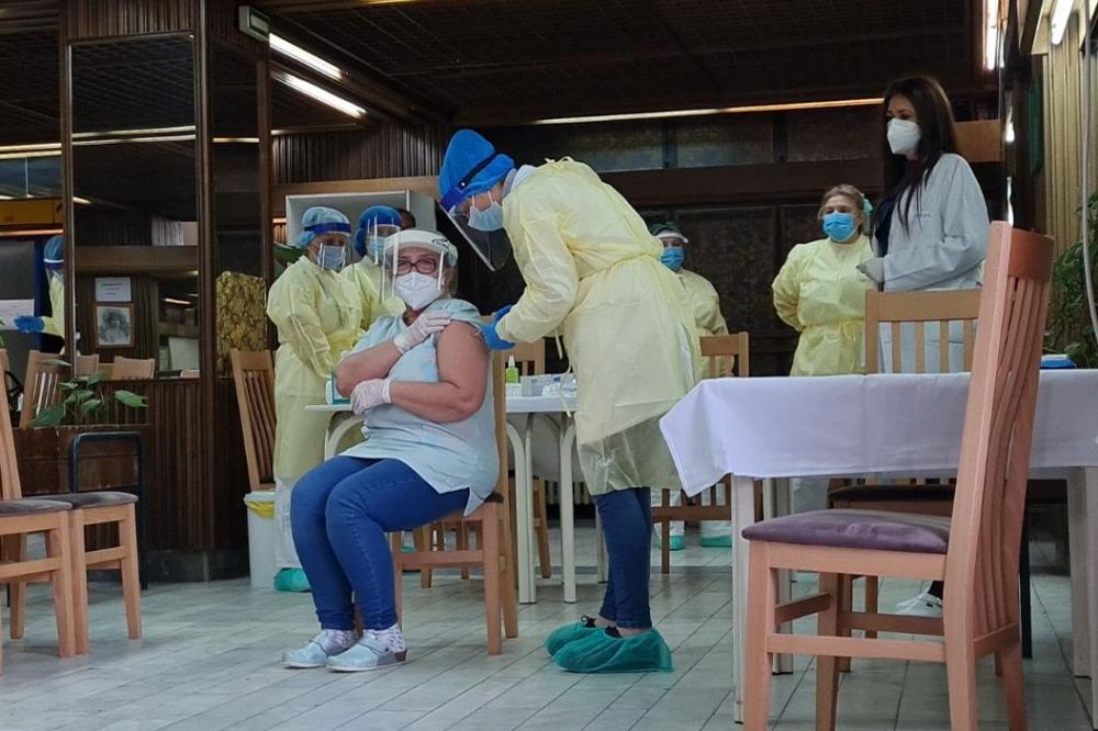 Počela vakcinacija protiv virusa kovid 19 i u Vojvodini