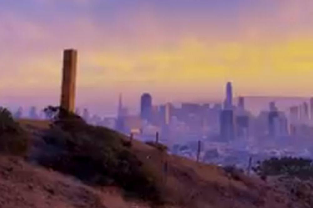 NOVA MISTERIJA: Jestivi monolit se pojavio u San Francisku! Prolaznici kažu da dobro miriše i da ima ukus medenjaka (FOTO, VIDEO)