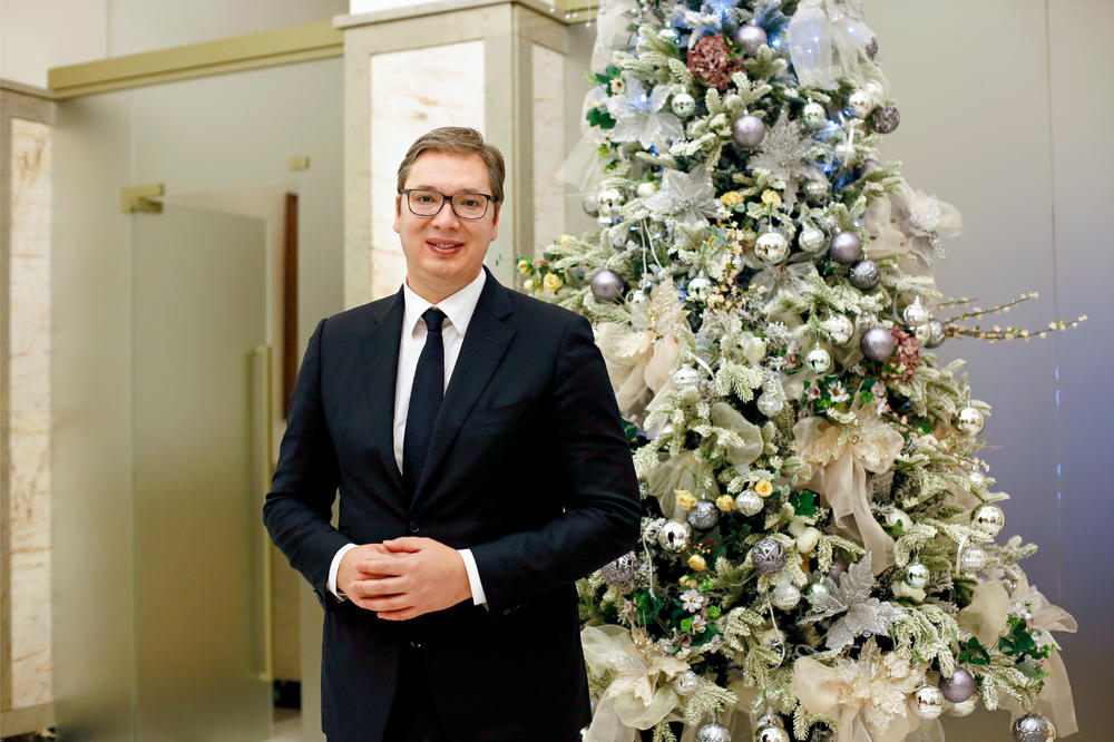 EKSKLUZIVNO! PREDSEDNIK SRBIJE KAKVOG NISTE ZNALI: Evo kako Aleksandar Vučić slavi Novu godinu i koje je poklone kupio deci