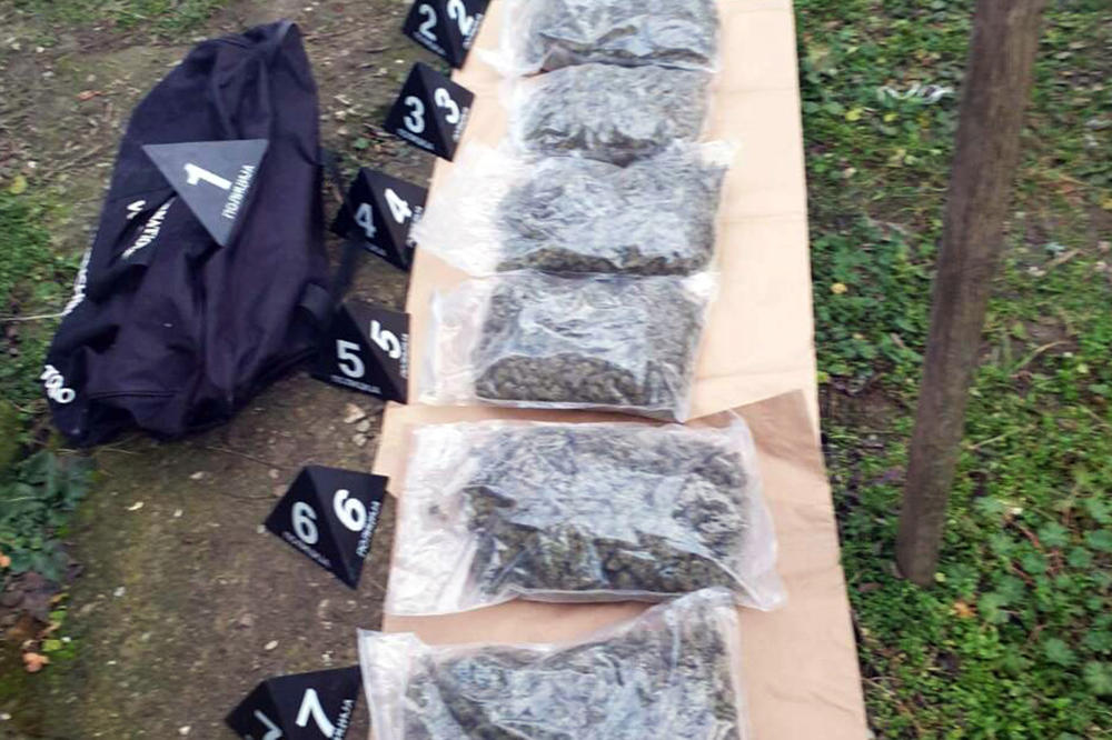 PAO DILER U ČAČKU: Policija mu u stanu našla 3 kilograma marihuane