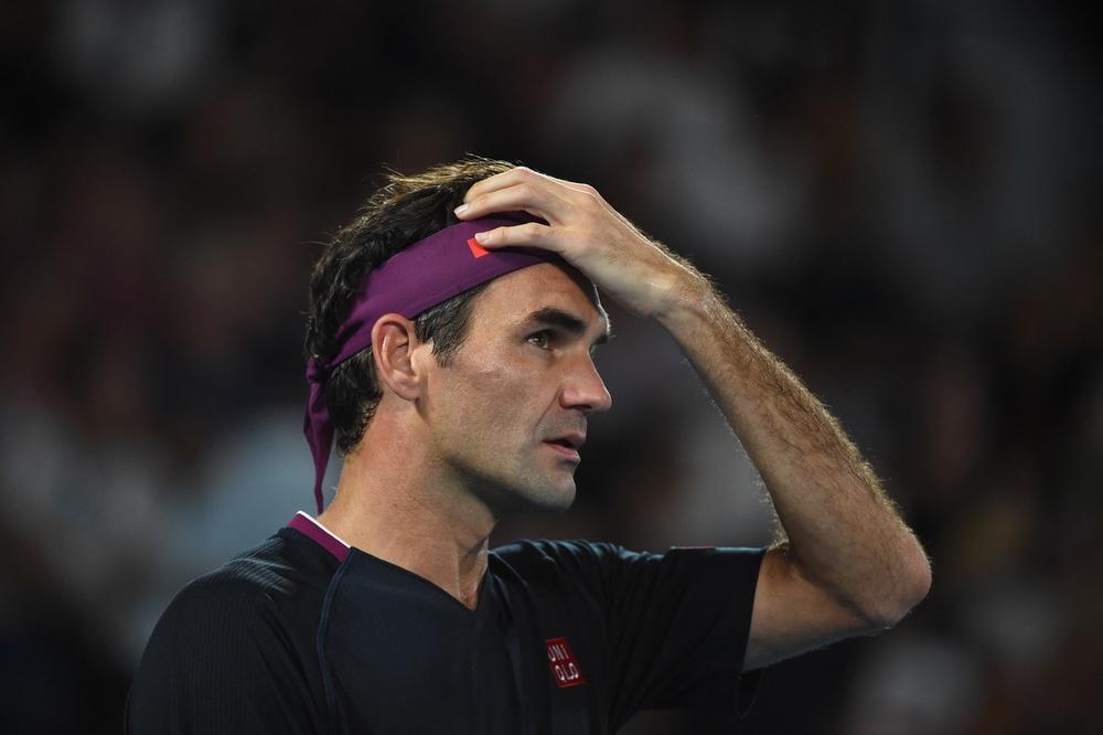 POSLE VIŠE OD GODINU DANA RODŽER ZAIGRAO TENIS: Federer upisao pobedu u velikom povratku na teren!