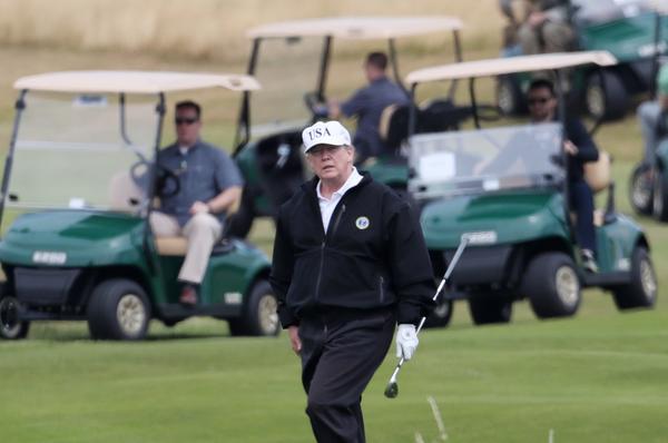 Donald Tramp, golf, Škotska