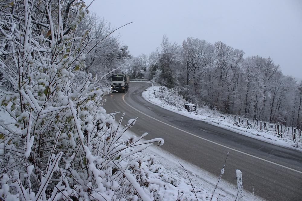 JP PUTEVI SRBIJE: Prilazi zimskim turističkim centrima prohodni, savetuje se oprez u vožnji