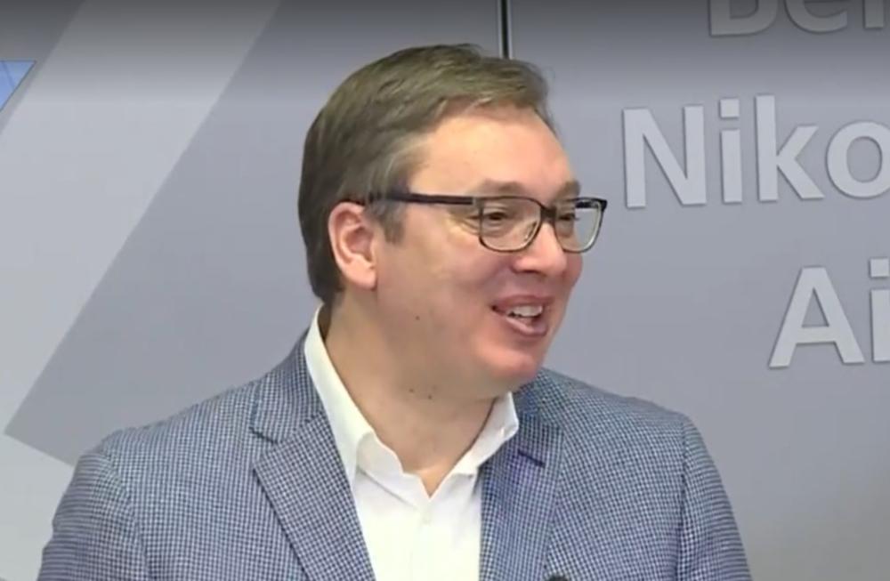 Vučić, kineske vakcine, kapa