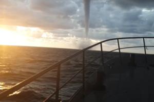 SNIMLJENA PIJAVICA KOD DUBROVNIKA Lovac na oluje: Bila je ogromna, sve je trajalo 10 minuta (VIDEO)