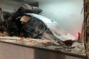 STRAVIČNA NESREĆA U HRVATSKOJ: BMW-om se zaleteo u naplatne kućice, izgubio kontrolu nad vozilom! Poginuo radnik HAC-a (FOTO)