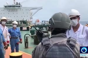 INDONEŽANI ZAPLENILI IRANSKE I PANAMSKE TANKERE: Optužii ih da ilegalno prevoze naftu ( VIDEO)