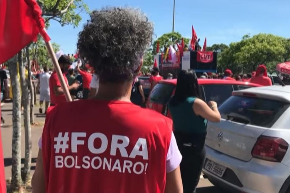 DEMONSTRACIJE U BRAZILU: Hiljade Brazilaca traže opoziv Bolsonara zbog slabih korona mera! (VIDEO)