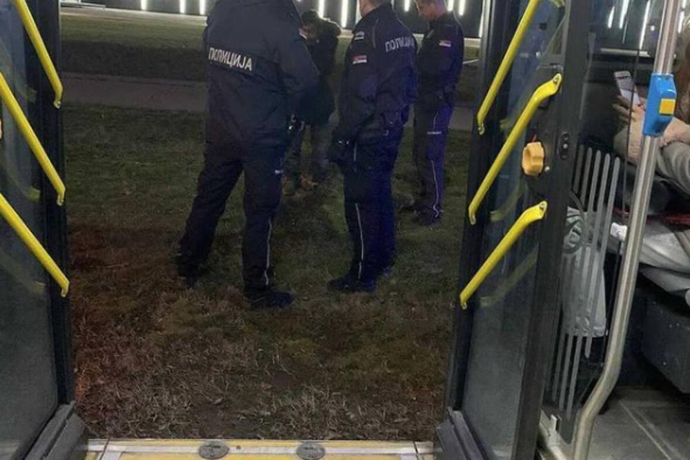 IMAO JE NOŽ U AUTOBUSU 83, PUTNICI BILI U STRAHU: Nepoznatog muškarca putnik kod Ušća izbacio napolje, policija ga sačekala (FOTO)