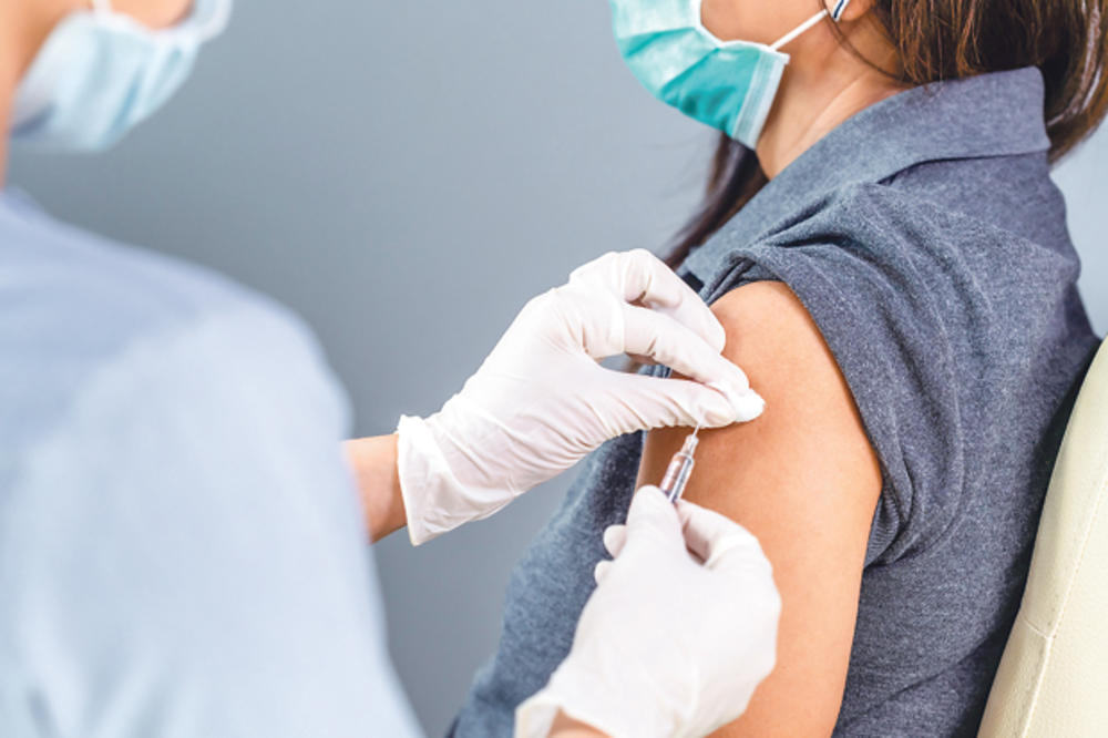LEČENJE PACIJENATA S KANCEROM: Vakcina tek 15 dana posle lečenja citostaticima!