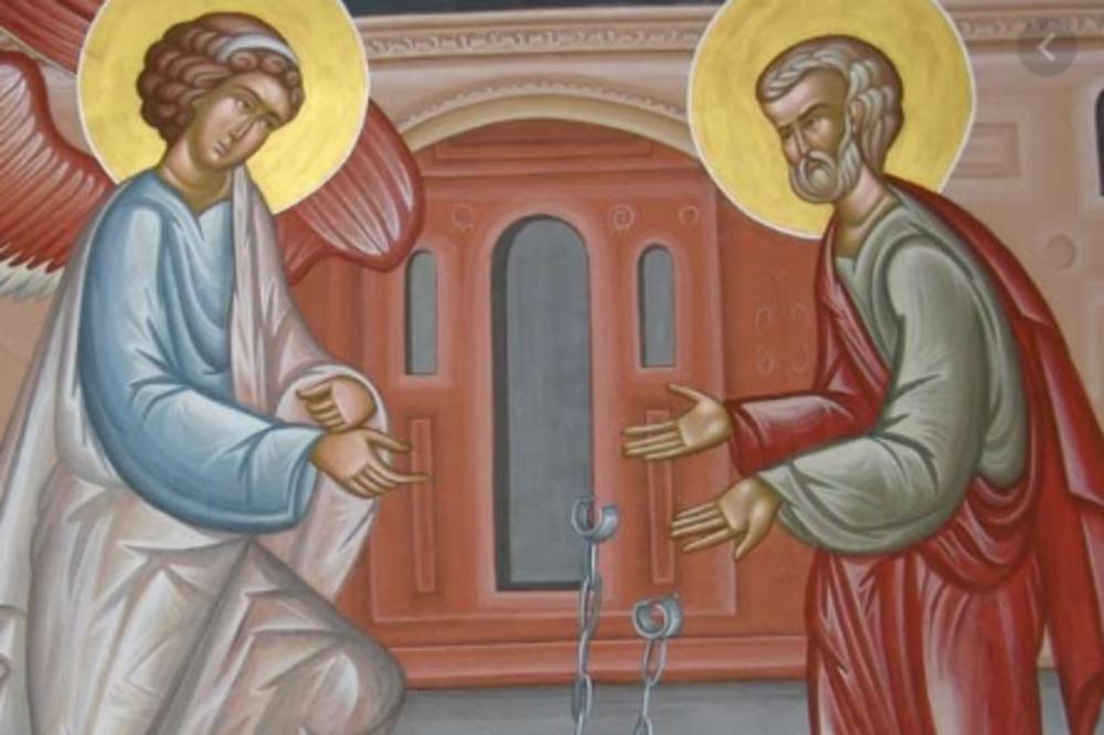 DANAS VERNICI SLAVE ČASNE VERIGE: Veruje se da su okovi kojima je Sveti Petar bio okovan ČUDOTVORNI i da donose izlečenje!