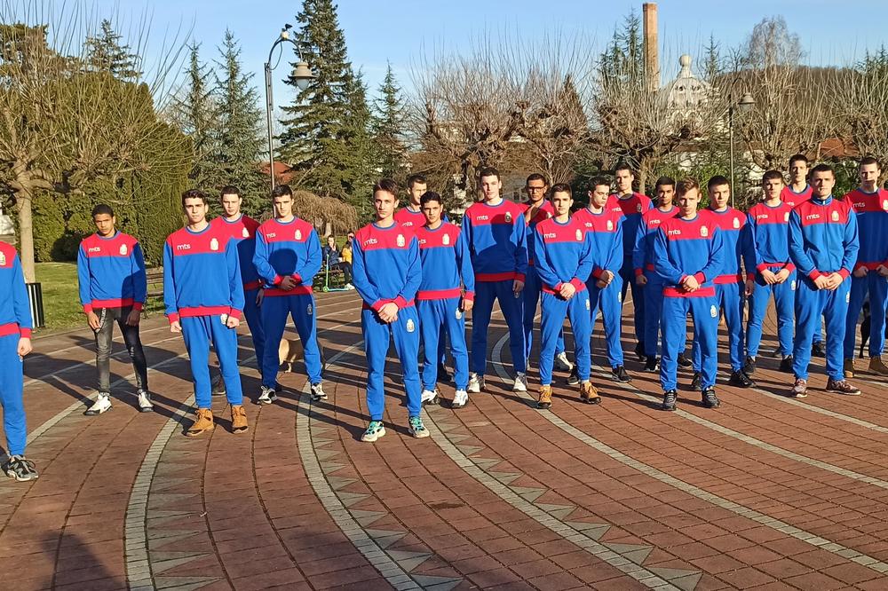 BRUSE FORMU PRED ZLATNU RUKAVICU: Mladi bokseri Srbije na pripremama u Banji Koviljači! FOTO