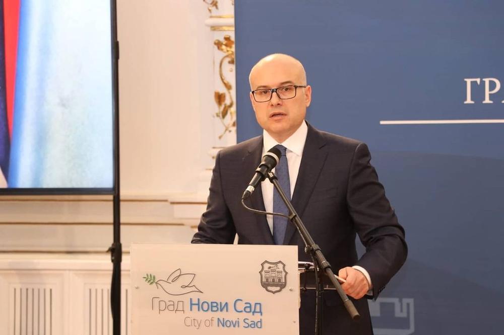 VUČEVIĆ: Odredili smo lokalne i regionalne prioritete kako bismo doprineli ravnomernom razvoju naše Vojvodine