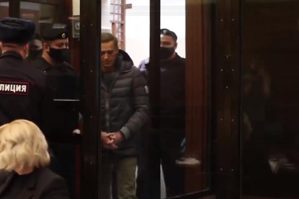 POLICIJA POJAČAVA MERE BEZBEDNOSTI: Pristalice Navaljnog pripremaju protest ispred zatvora, traže bolju zdravstvenu negu za njega