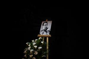 ON JE MEĐU NAMA, BEKI NIGDE NIJE OTIŠAO: Govor Ive Štrljić na komemoraciji Ivana Bekjareva RASPLAKAO mnoge