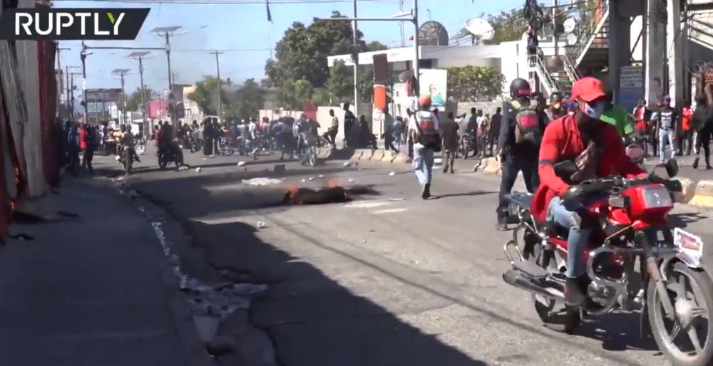 Haiti, puč, policija, Demonstracije