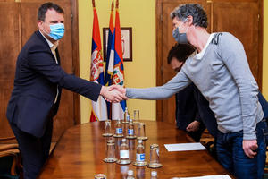Mirović se sastao sa predstavnicima novosadskog Udruženja „Almašani“