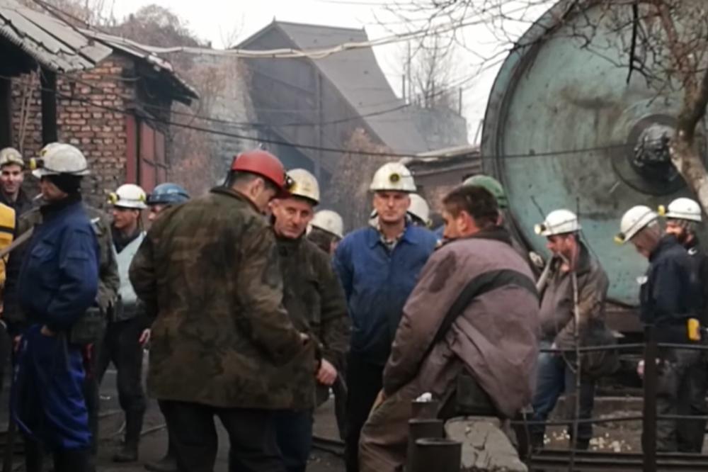 SUTRA ŠTRAJK RUDARA U BIH: Na protestu tražili zarađene plate, grupa rudara mrkog uglja Zenica​​​​​​​ stupila u štrajk glađu