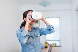 UŽIVAJTE U HLADNIM DANIMA UZ 3D FILMOVE: Virtuelne naočare za samo 1.199 din!