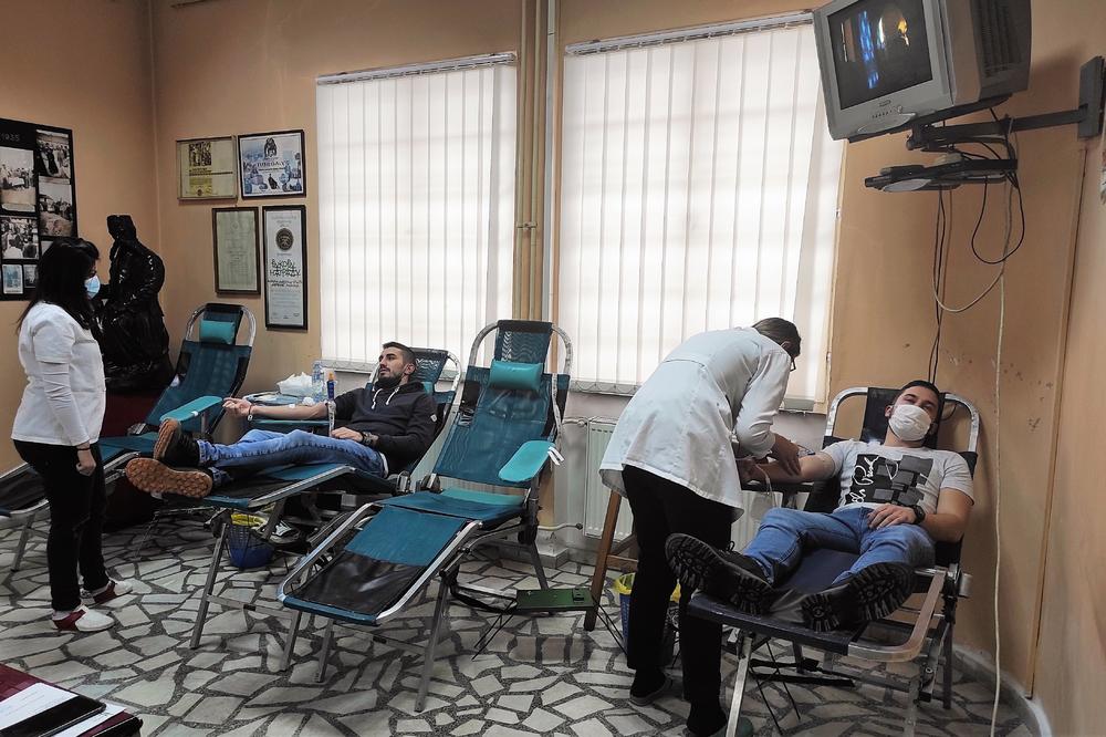 HUMANI LOZNIČANI: Dobili priznanje za najveći broj davalaca krvi u Zimskoj i Letnjoj kampanji 2020. godine