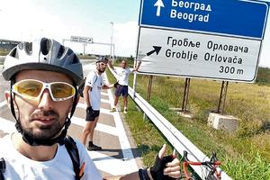 NIJE VAŽNA HLADNOĆA VEĆ DEČJE ZDRAVLJE: Lozničanin Aleksandar Kikanović na novom humanitarnom maratonu