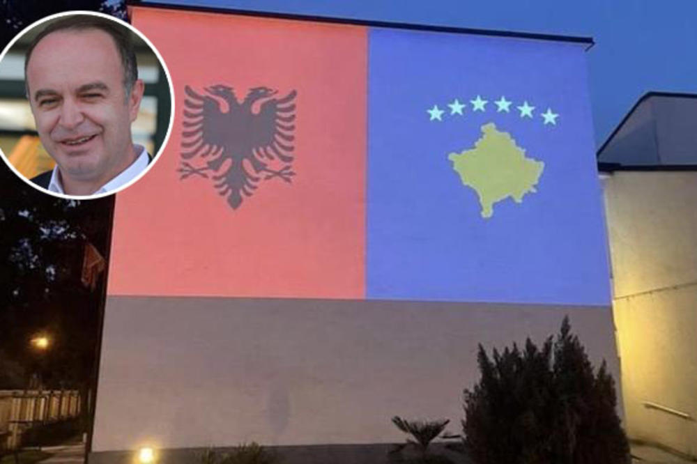 PROVOKACIJA U TUZIMA: Gradonačelnik postavio sliku zastava Albanije i tzv. Kosova uz bezobraznu poruku Krivokapiću!