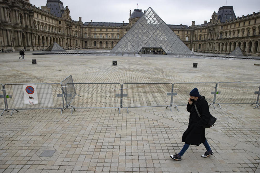 PARISKE BOLNICE PREPUNE OBOLELIH OD KORONE: Vlasti ne razmišljaju o zatvaranju