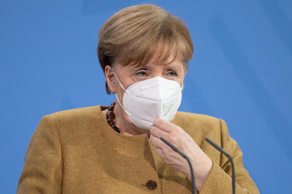 AFERA UZBURKALA NEMAČKU Poslanici stranke Angele Merkel optuženi da su zgrtali novac na maskama!