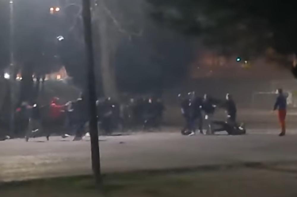 MASOVNA TUČA TINEJDŽERA U PODGORICI: Policija otkrila 20 učesnika okršaja u školskom dvorištu (VIDEO)